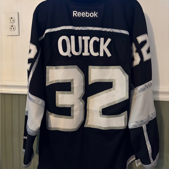 Reebok Jonathan Quick LA Kings Hockey Jersey - Picture 2 of 2